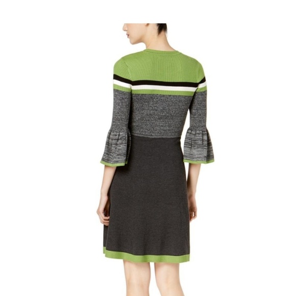 New Jessica Howard Bell Sleeve Sweater Dress - Picture 2 of 6